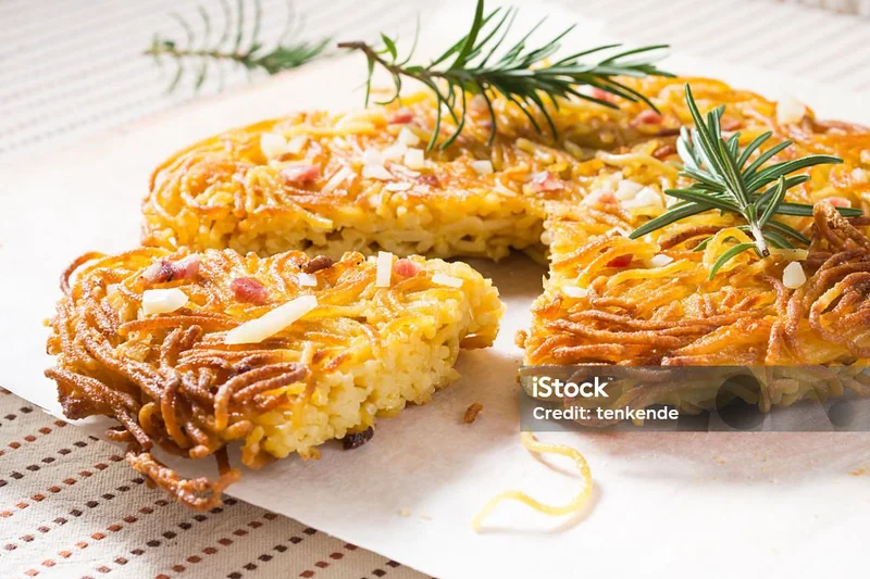Macaroni Pie